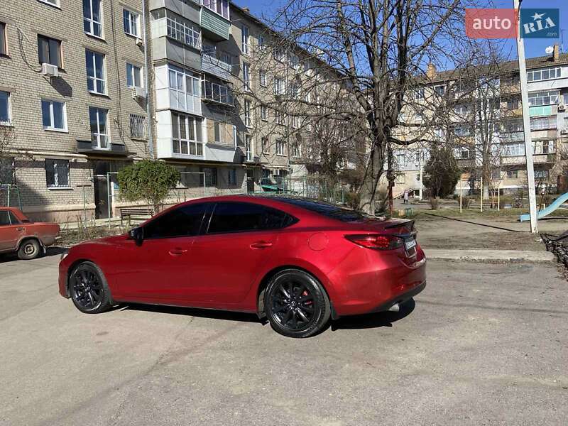 Седан Mazda 6 2015 в Днепре