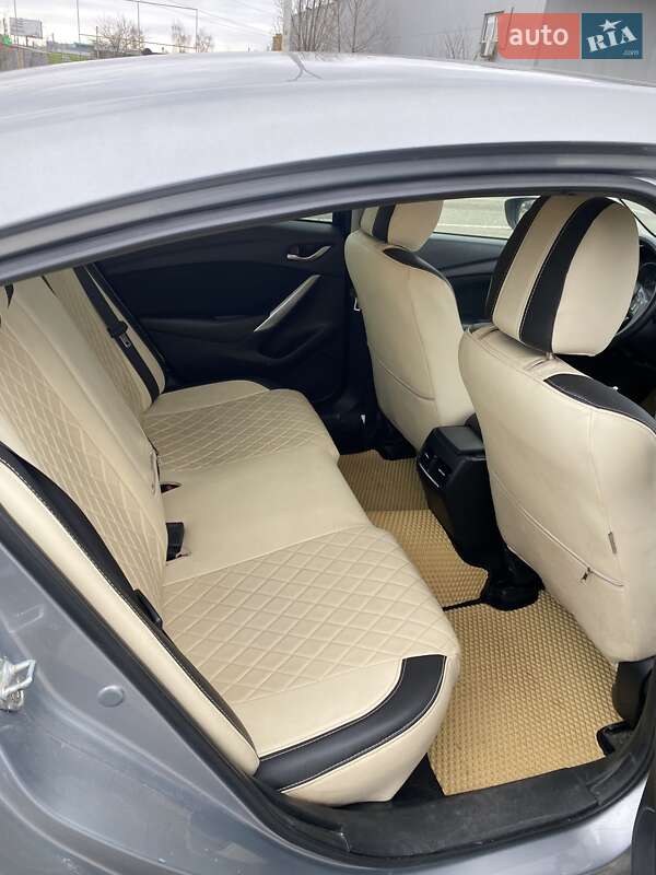 Седан Mazda 6 2012 в Камне-Каширском