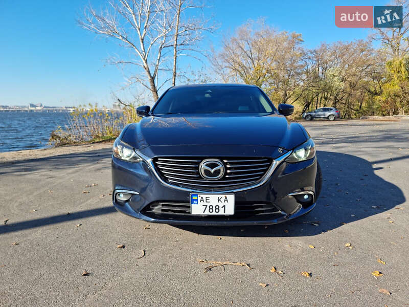 Седан Mazda 6 2016 в Днепре