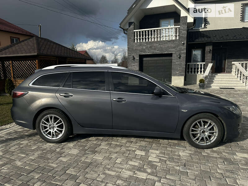 Универсал Mazda 6 2009 в Сторожинце