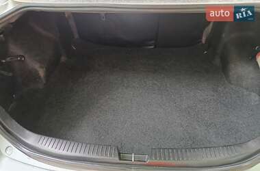 Седан Mazda 6 2004 в Запорожье