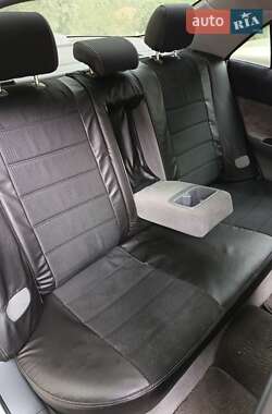 Седан Mazda 6 2004 в Запорожье