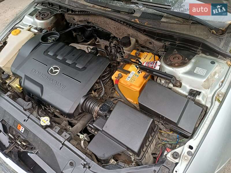 Седан Mazda 6 2004 в Запорожье