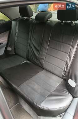 Седан Mazda 6 2004 в Запорожье