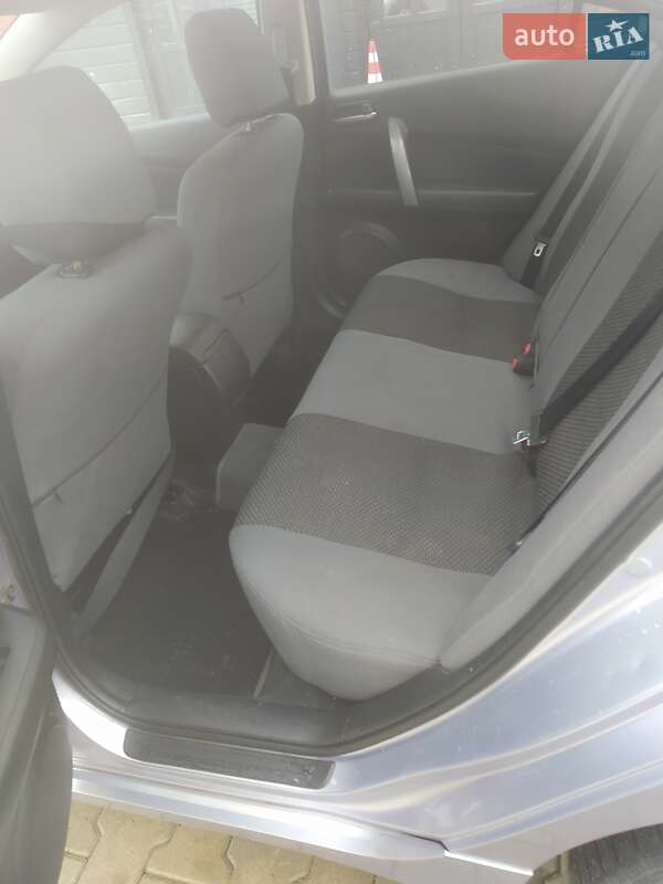 Седан Mazda 6 2008 в Черновцах
