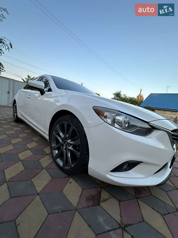 Седан Mazda 6 2014 в Кривом Роге
