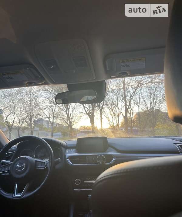 Седан Mazda 6 2016 в Запоріжжі