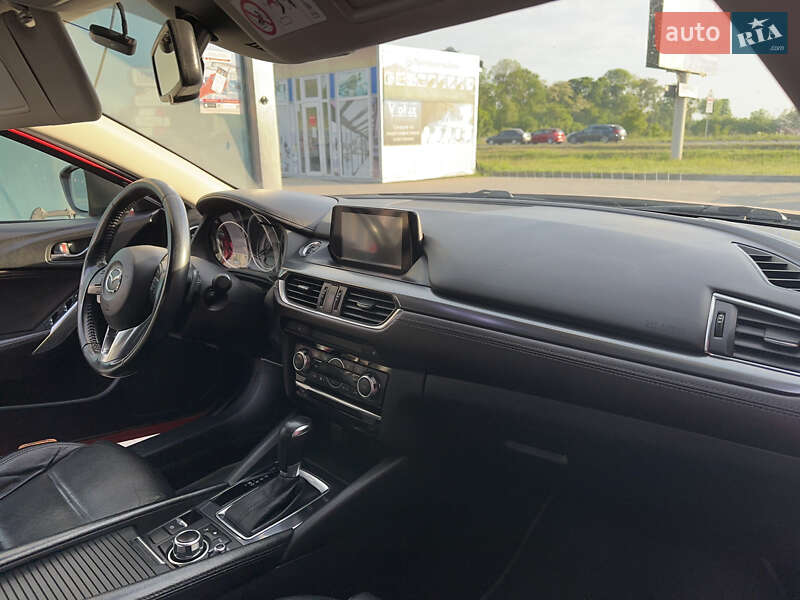 Седан Mazda 6 2016 в Львове