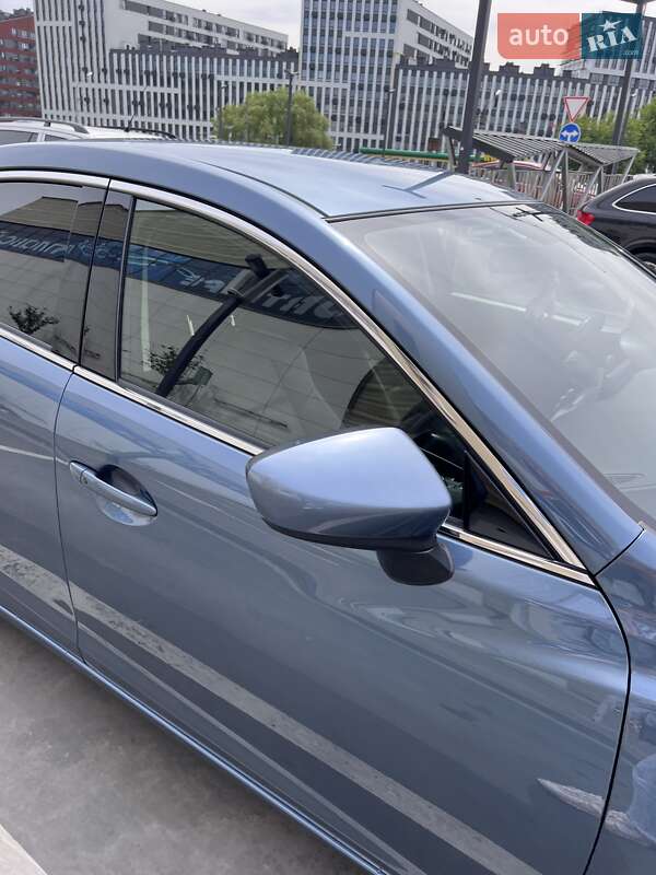 Седан Mazda 6 2015 в Львове