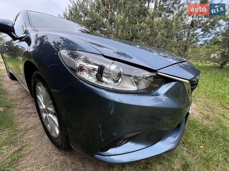 Седан Mazda 6 2015 в Львове