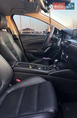Седан Mazda 6 2017 в 