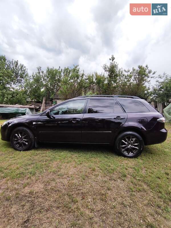 Универсал Mazda 6 2006 в Песковке