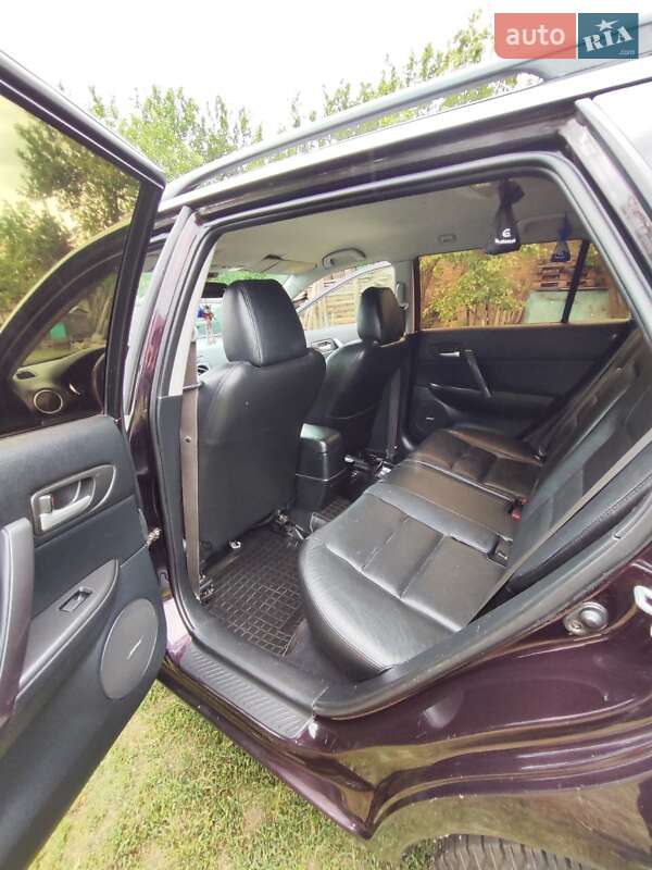 Универсал Mazda 6 2006 в Песковке