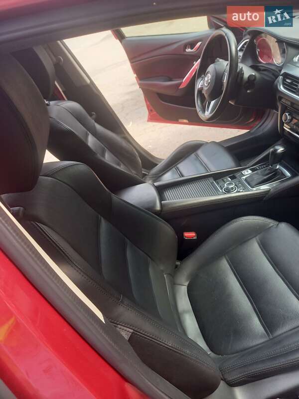 Седан Mazda 6 2015 в Умані