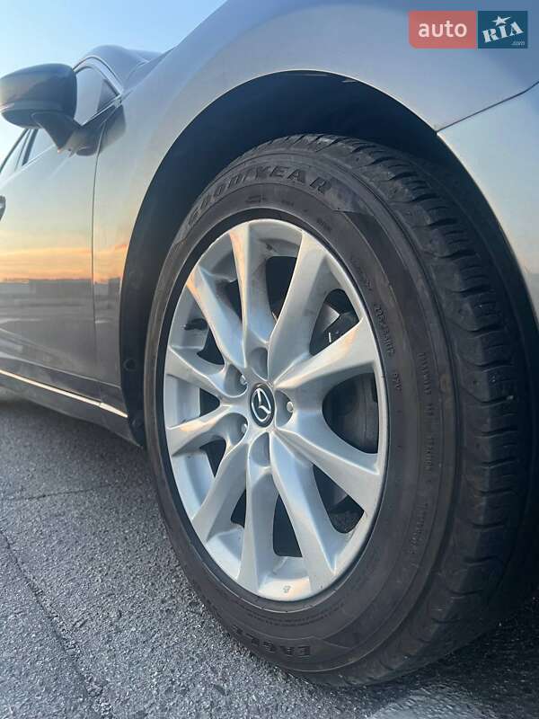 Седан Mazda 6 2016 в Львові