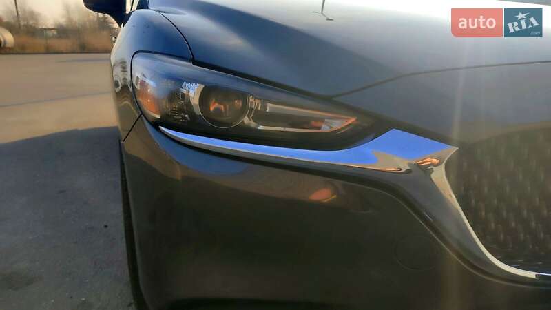 Седан Mazda 6 2018 в Днепре