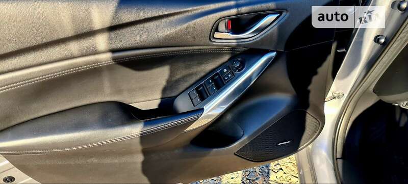 Седан Mazda 6 2014 в Києві