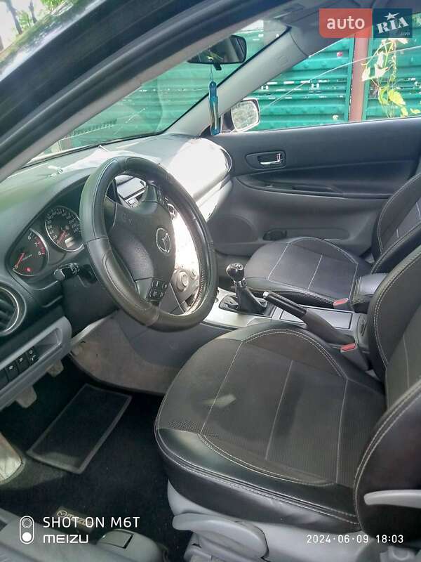 Седан Mazda 6 2004 в Раздельной