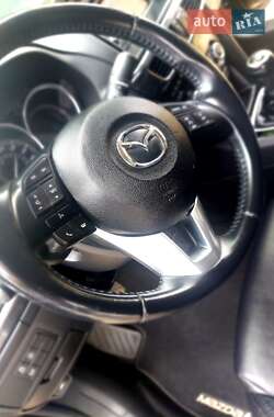 Седан Mazda 6 2014 в Днепре