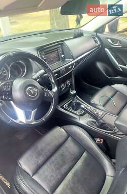 Седан Mazda 6 2014 в Днепре