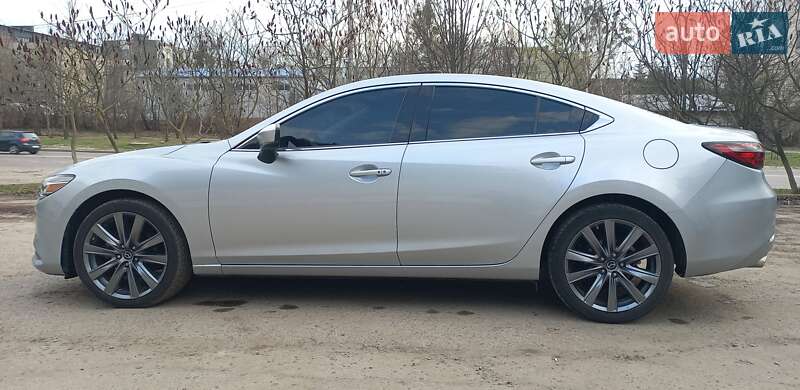 Седан Mazda 6 2018 в Львове