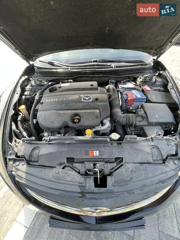 Универсал Mazda 6 2010 в Луцке