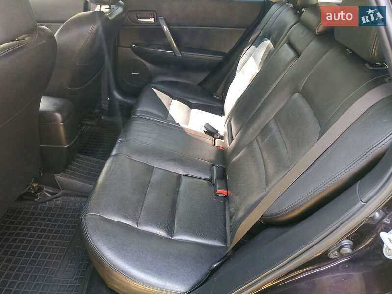 Універсал Mazda 6 2007 в Чернігові