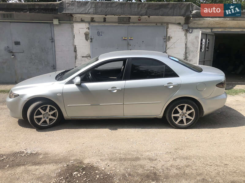 Седан Mazda 6 2003 в Днепре