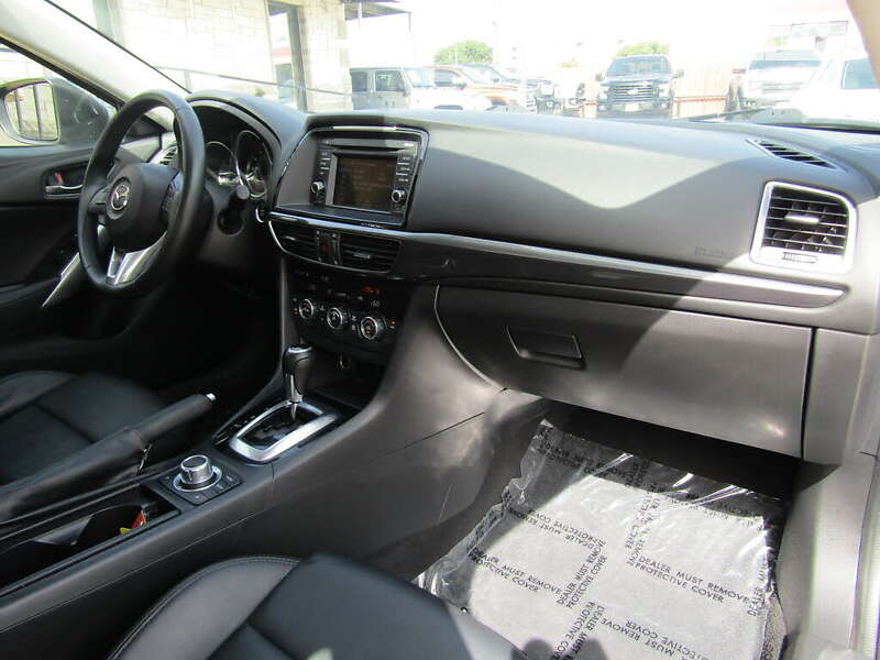 Седан Mazda 6 2014 в Львові