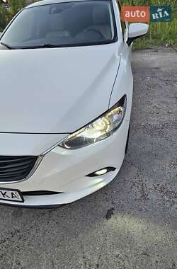 Седан Mazda 6 2014 в 