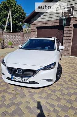 Седан Mazda 6 2016 в Рівному