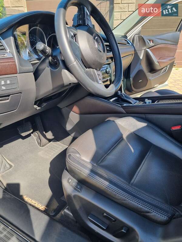 Седан Mazda 6 2016 в Рівному