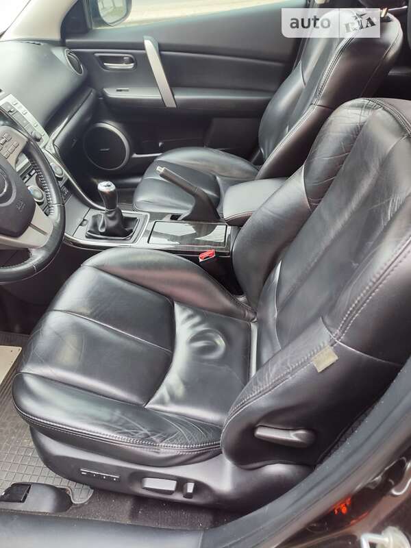 Седан Mazda 6 2008 в Херсоне