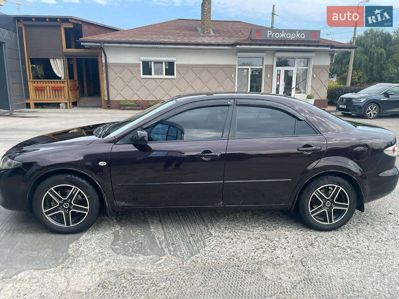 Седан Mazda 6 2005 в Краснограде