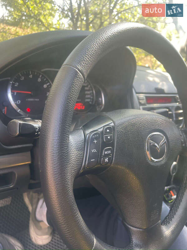 Седан Mazda 6 2005 в Краснограде