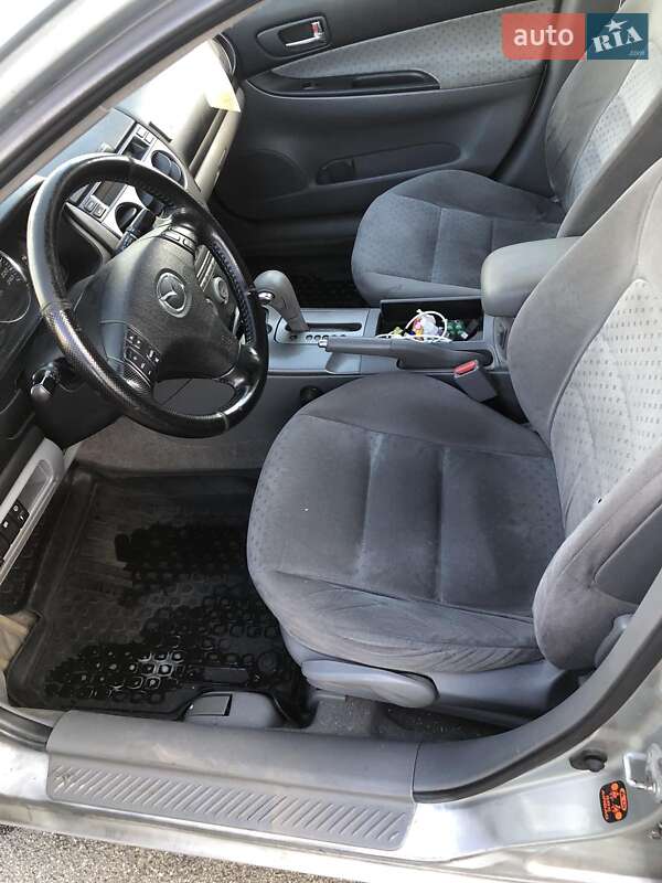 Седан Mazda 6 2004 в Киеве