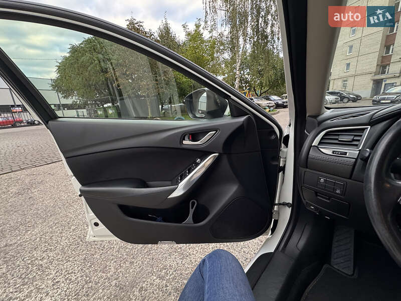 Седан Mazda 6 2016 в Луцке