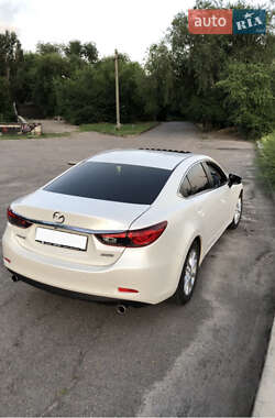 Седан Mazda 6 2014 в 