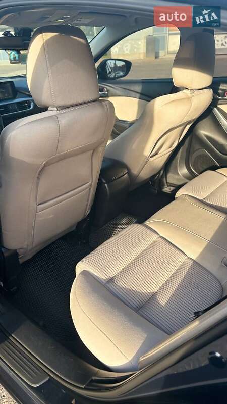 Седан Mazda 6 2015 в Полтаве