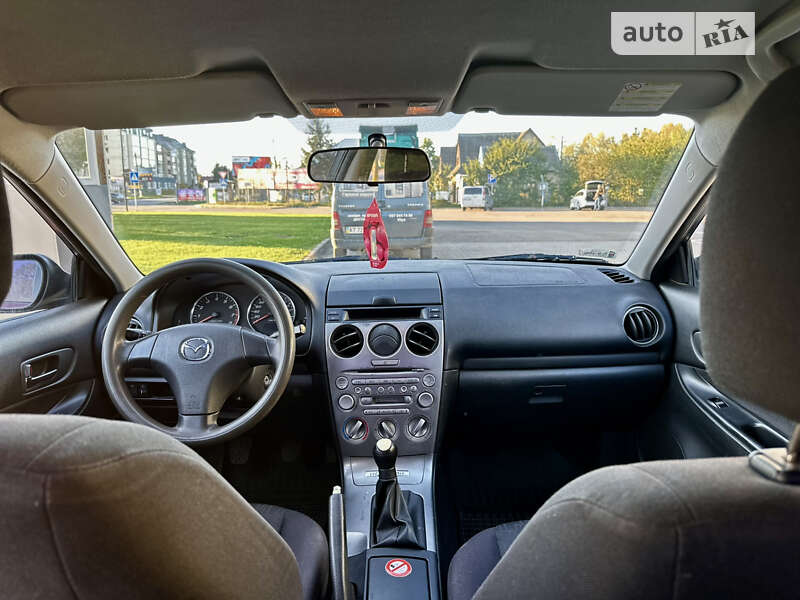 Седан Mazda 6 2002 в Коломиї