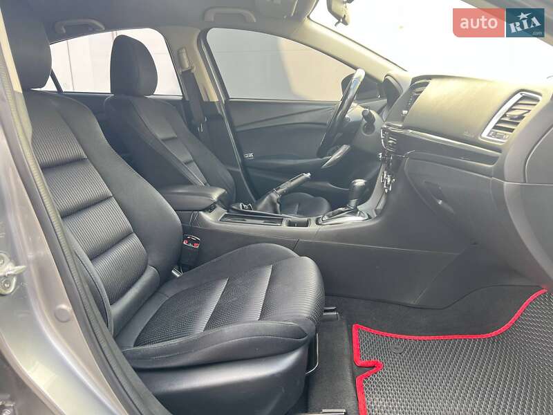 Седан Mazda 6 2014 в Києві
