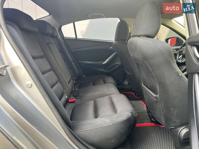 Седан Mazda 6 2014 в Києві
