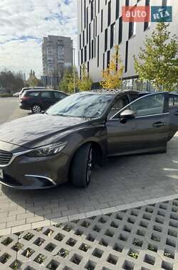 Седан Mazda 6 2016 в Ровно