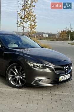 Седан Mazda 6 2016 в Ровно