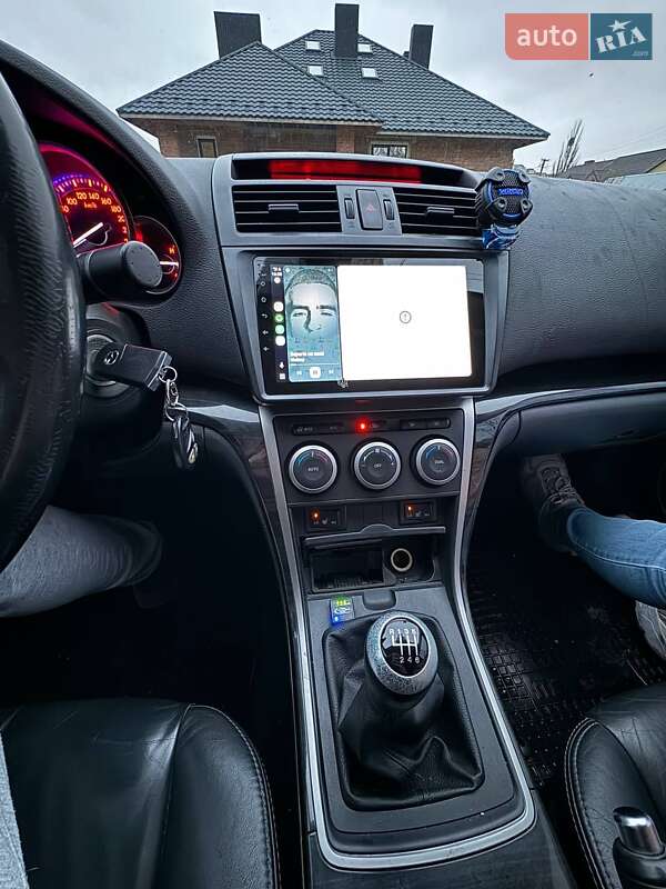Седан Mazda 6 2008 в Луцке