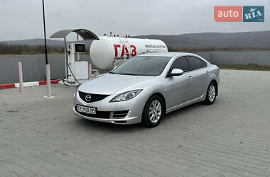 Седан Mazda 6 2008 в Новоселице