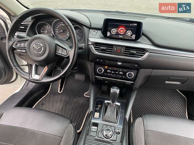 Седан Mazda 6 2017 в Харькове