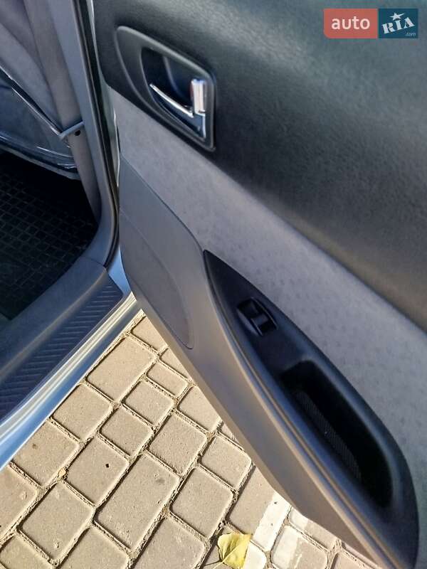 Лифтбек Mazda 6 2003 в Одессе