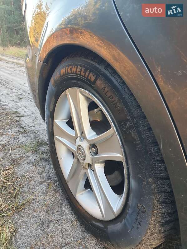 Універсал Mazda 6 2006 в Жовкві