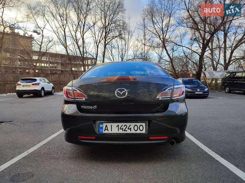 Седан Mazda 6 2010 в Киеве